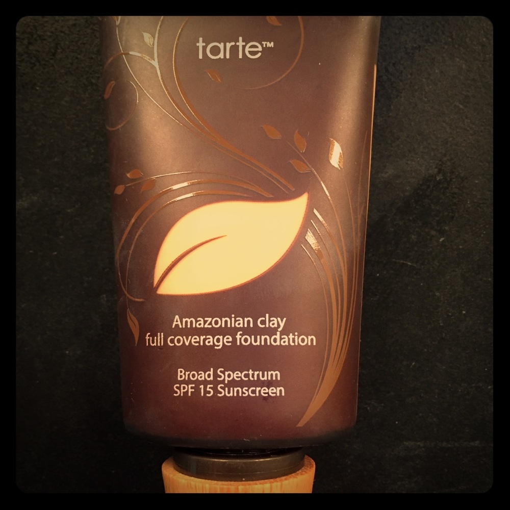 Tarte Amazonian Clay full coverage foundation